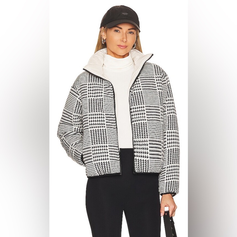 Elevation Jacket in Ever Plaid
LSPACE